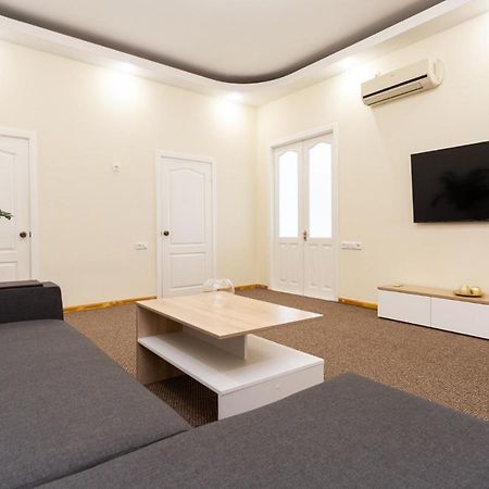 Apartment Center Of オデッサ エクステリア 写真